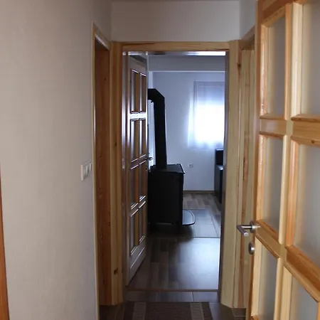 بيت للعطل Zoni