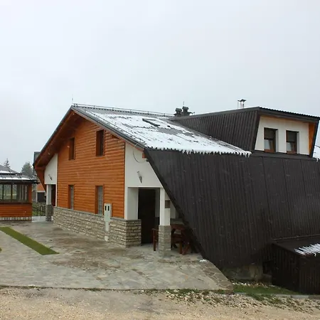 Semesterbostad Zoni *